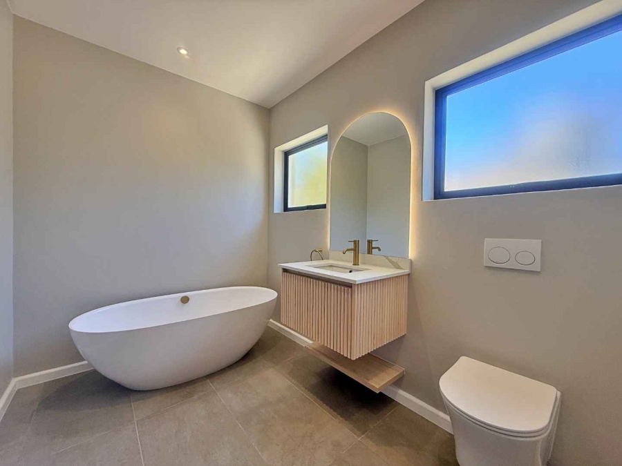 3 Bedroom Property for Sale in Country Club Western Cape